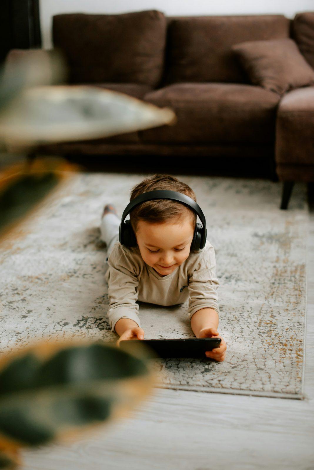 The Power of Reading Aloud and Audiobooks