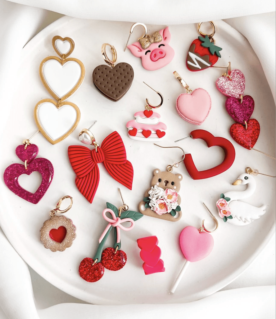 Hola Petun - Latina-Owned and Women-Owned Clay Earrings