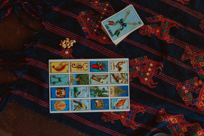 loteria game raising bilingual kids | loteria game